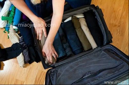 打包达人来教你怎样在行李箱里装最多的衣服
