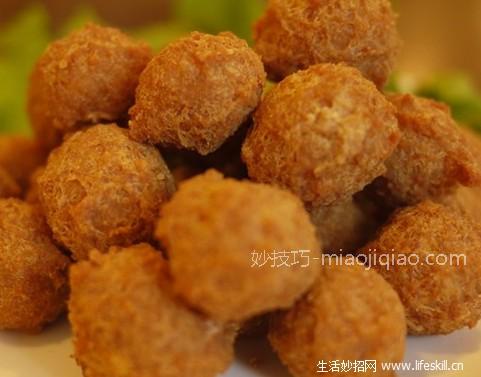 春运列车上自备快餐 