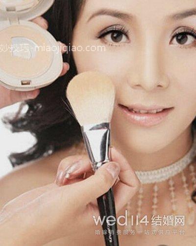 怎么样学化新娘妆 盘点最新新娘妆画法步骤
