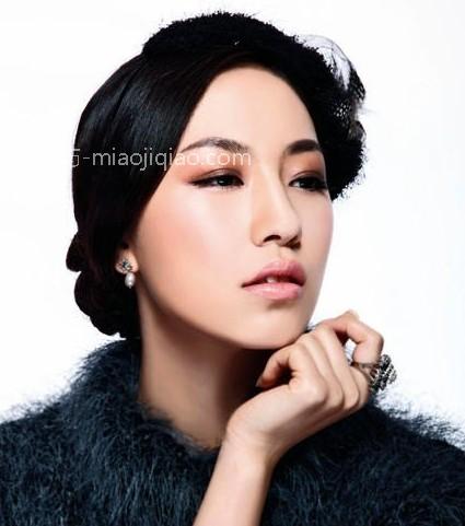 冬季伴娘妆怎么画 妆容精致灵动更易招桃花