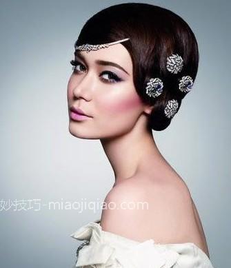 最美复古新娘发型图解 五款教堂婚礼的必备发型