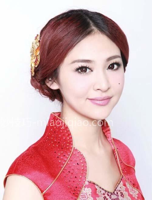 中式新娘盘发图解步骤 打造最美中式新娘
