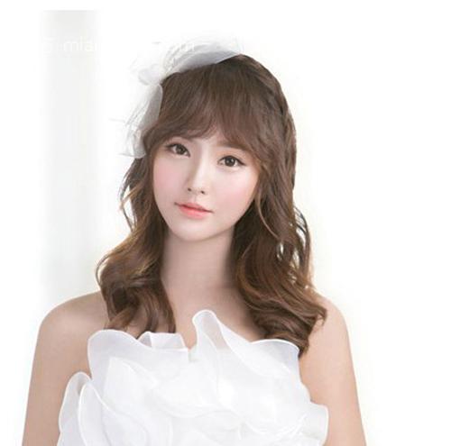 韩式婚纱照新娘发型 让你成为现场的焦点