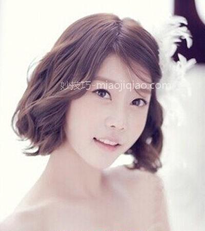 短发伴娘发型推荐 做婚礼上低调又吸睛的配角
