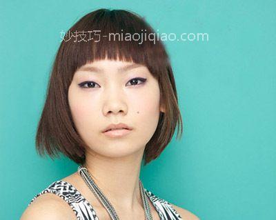 四款伴娘简单发型 打造夏季清爽的时尚伴娘