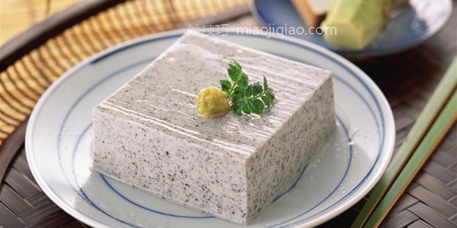 自制面膜美白补水 做个水嫩的美丽新娘