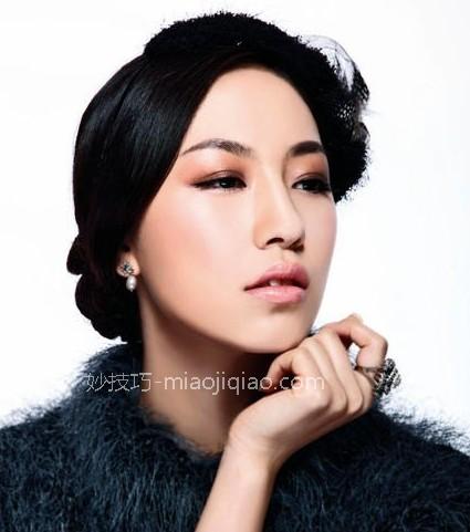 冬季伴娘妆怎么画 妆容精致灵动更易招桃花